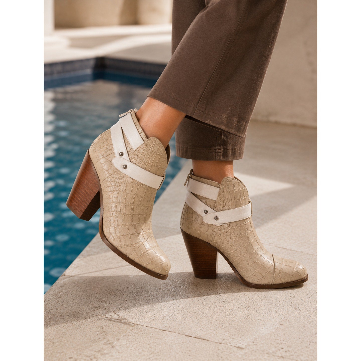 Rag & Bone Leather Ankle Boots Cream Embossed Wrap Strap Women’s 6.5