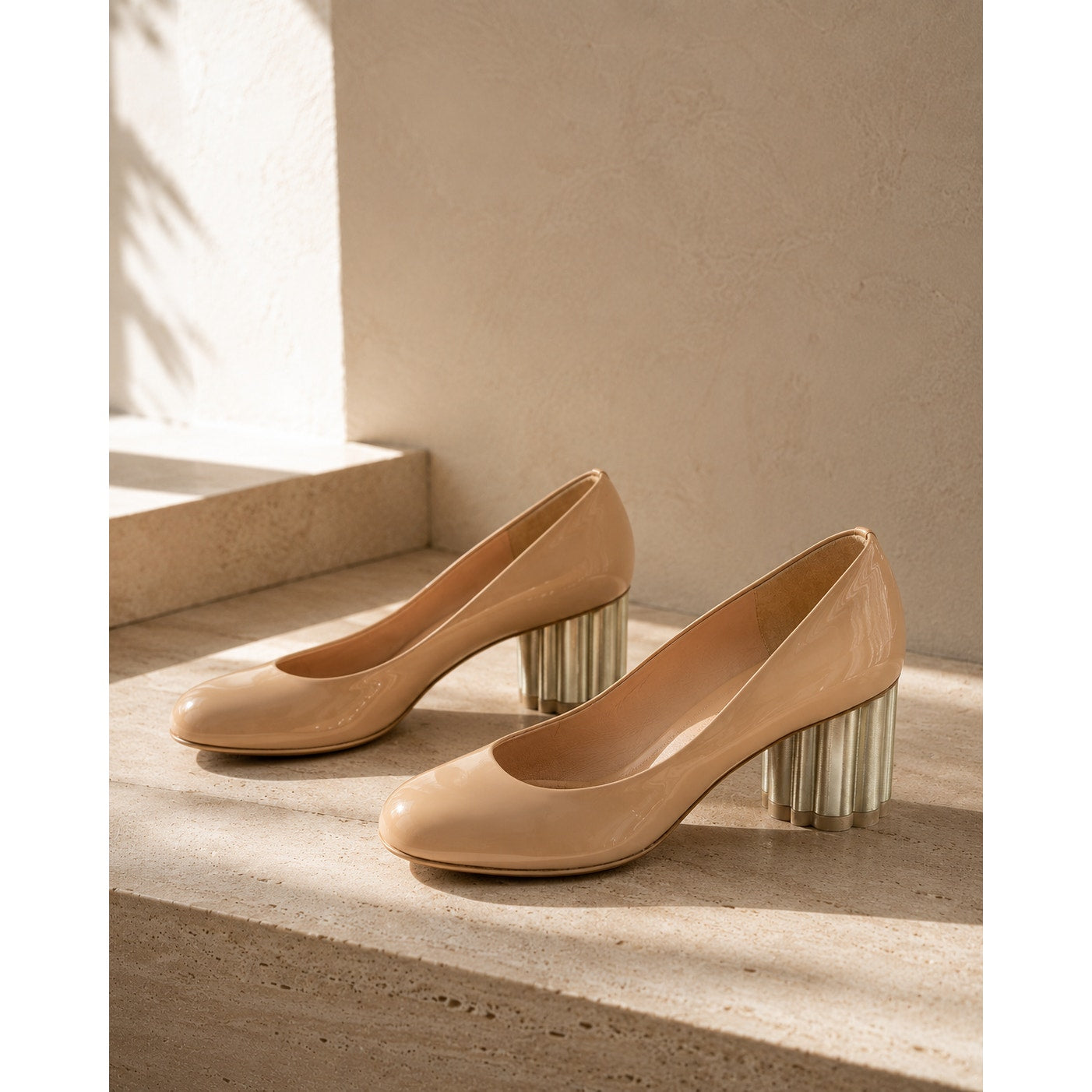 Salvatore Ferragamo Peach Pumps Gold Heel Accent Women 5.5