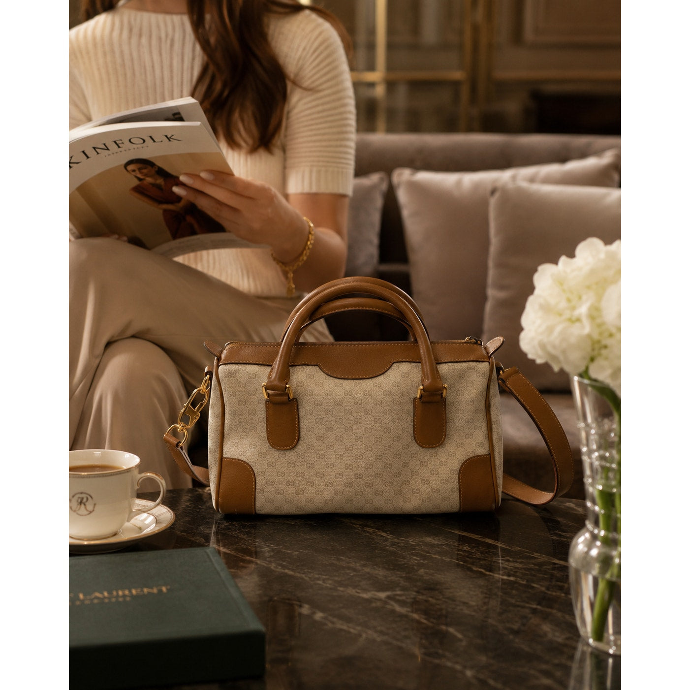 Gucci Vintage Micro GG Monogram Boston Bag Tan Leather Crossbody Authenticated