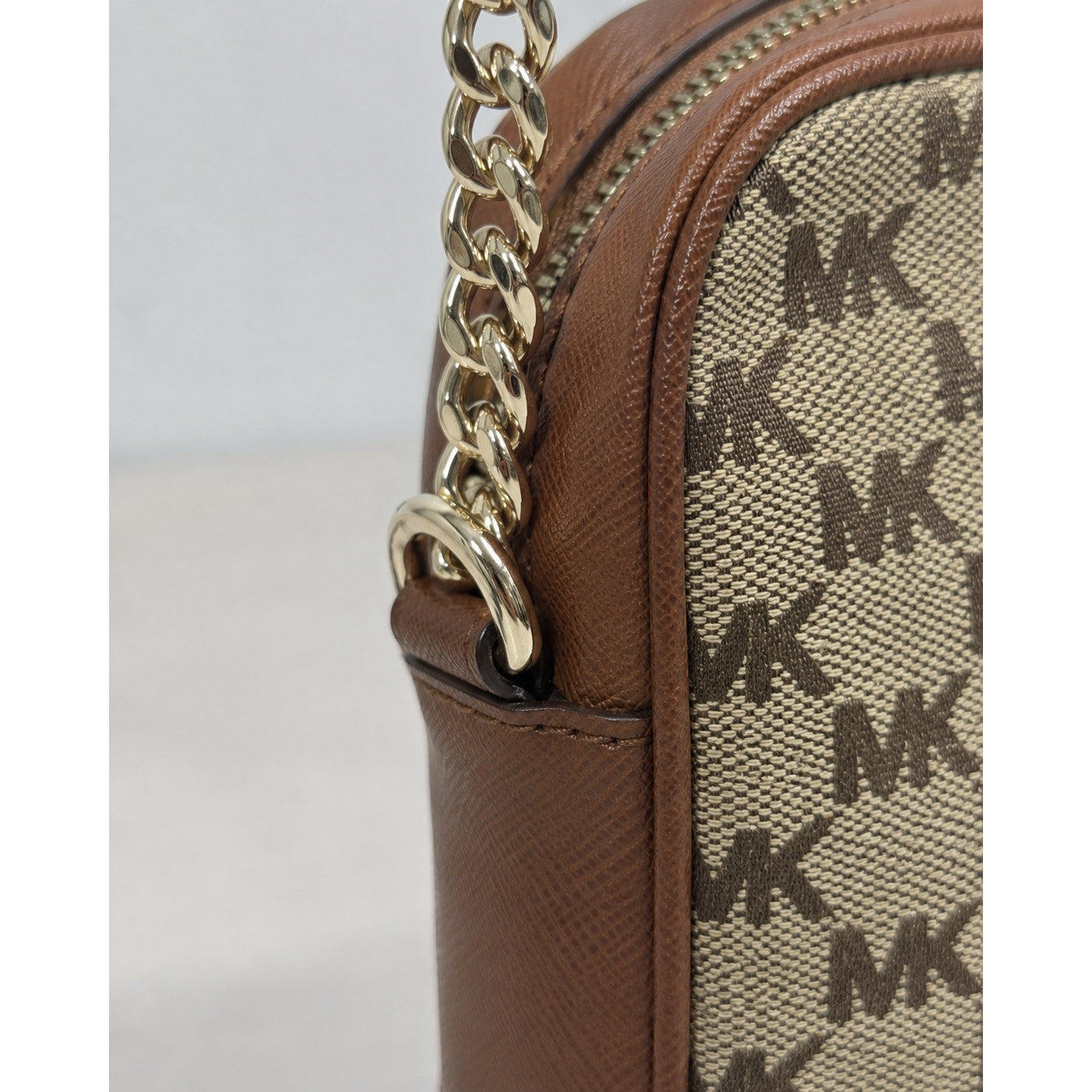 Michael Kors Jet Set Large Vanilla Logo Chain Crossbody Bag