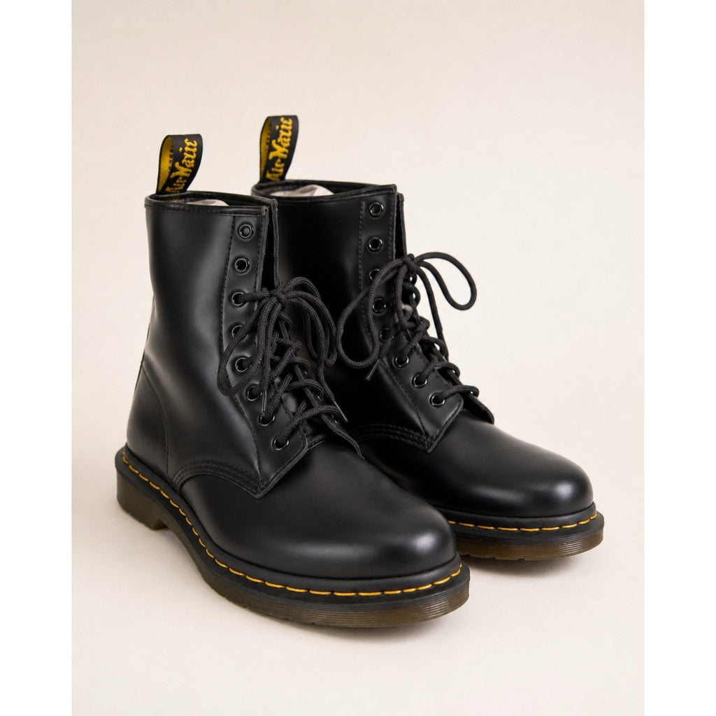 Dr. Martens Women's 1460 Smooth Leather 8-Eye Boots Black US 9
