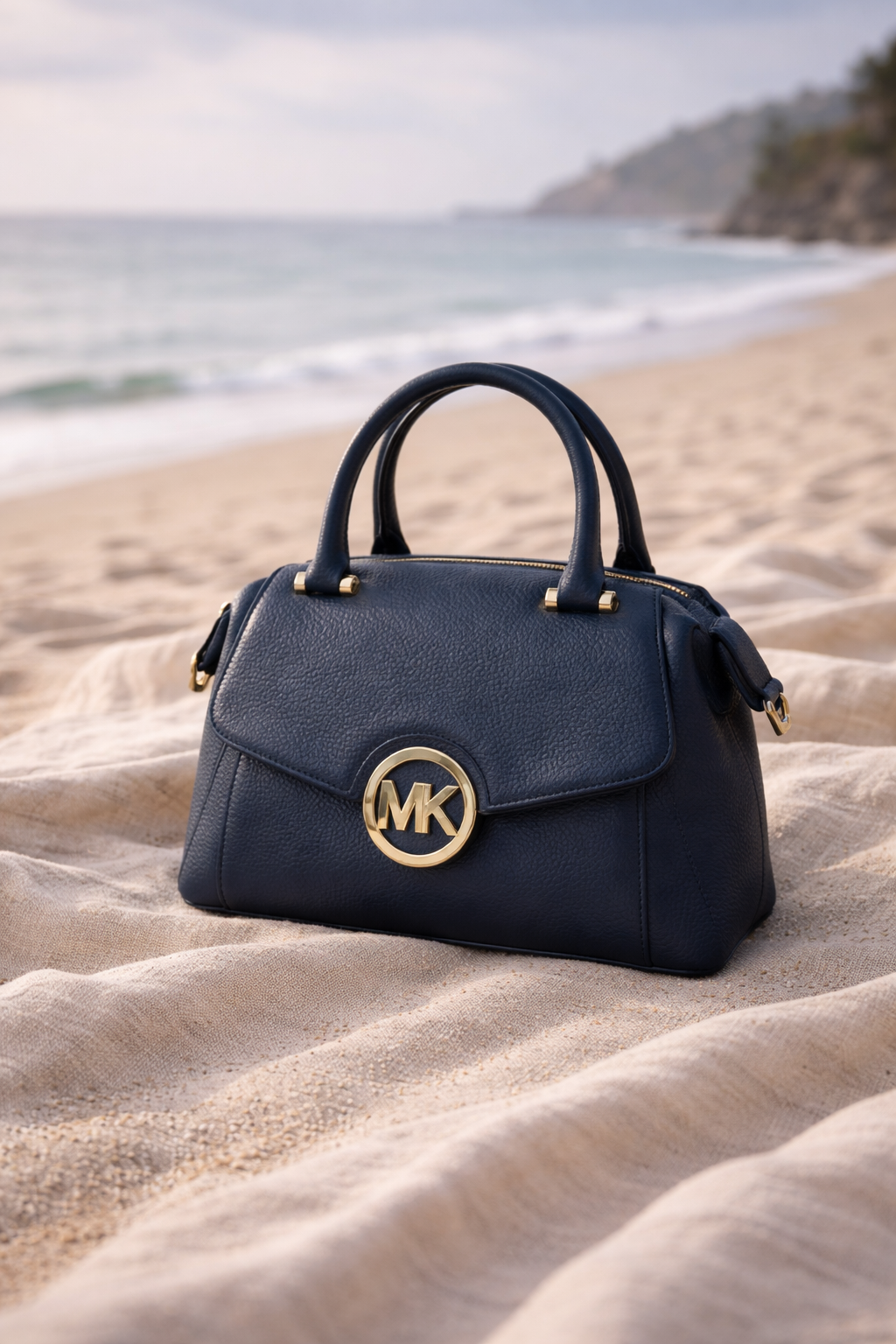Black Leather Crossbody Bag - Michael Kors