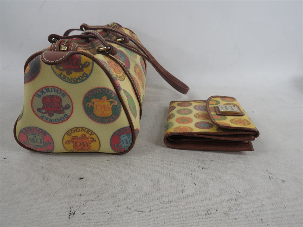 Dooney & Bourke matching wallet with companion barrel bag source view 3