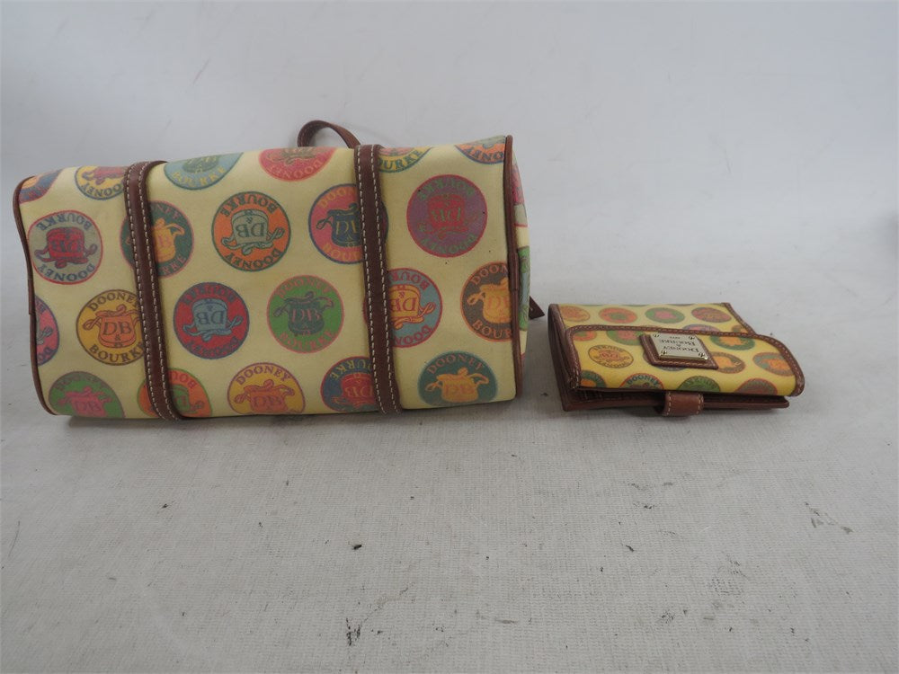 Dooney & Bourke matching wallet with companion barrel bag source view 4