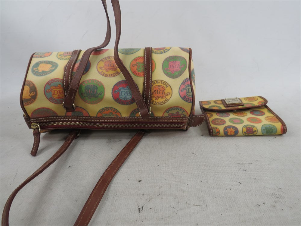 Dooney & Bourke matching wallet with companion barrel bag source view 5