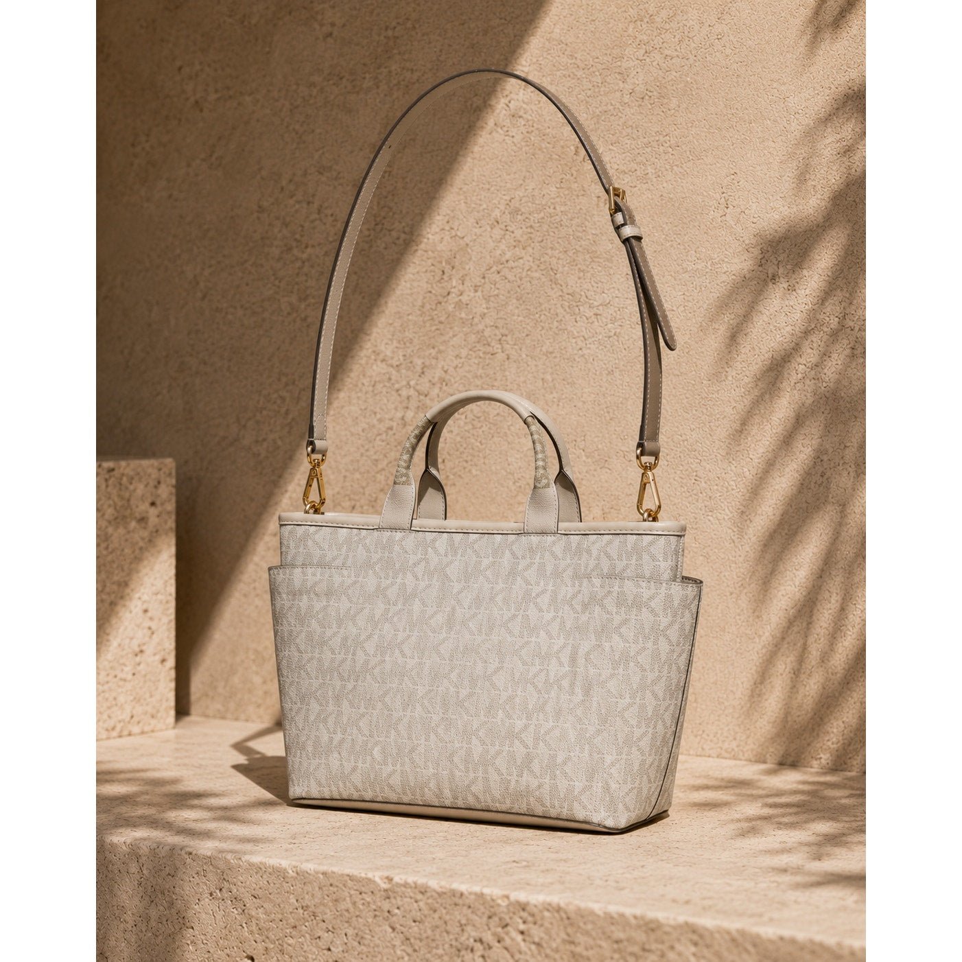 Michael Kors Cream Logo Tote Bag Crossbody Strap 13 x 8 x 4